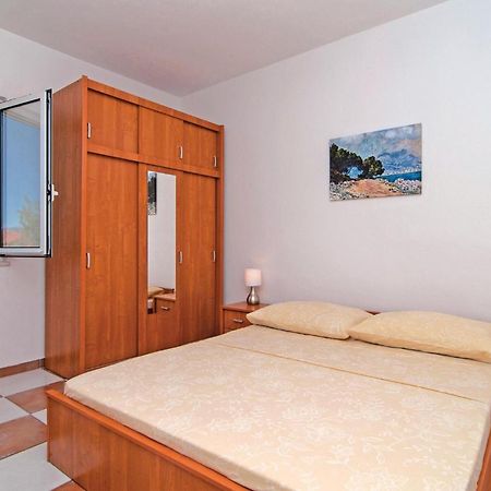 3 Bedroom Cozy Home In Supetar Exterior foto